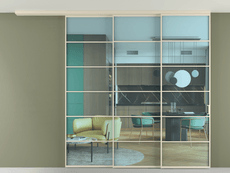 Перегородка Formato вдоль стены на потолок телескопик синхро 3